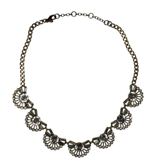 Elegant Silver Necklace with Crystal Accents - Picture 7 of 11